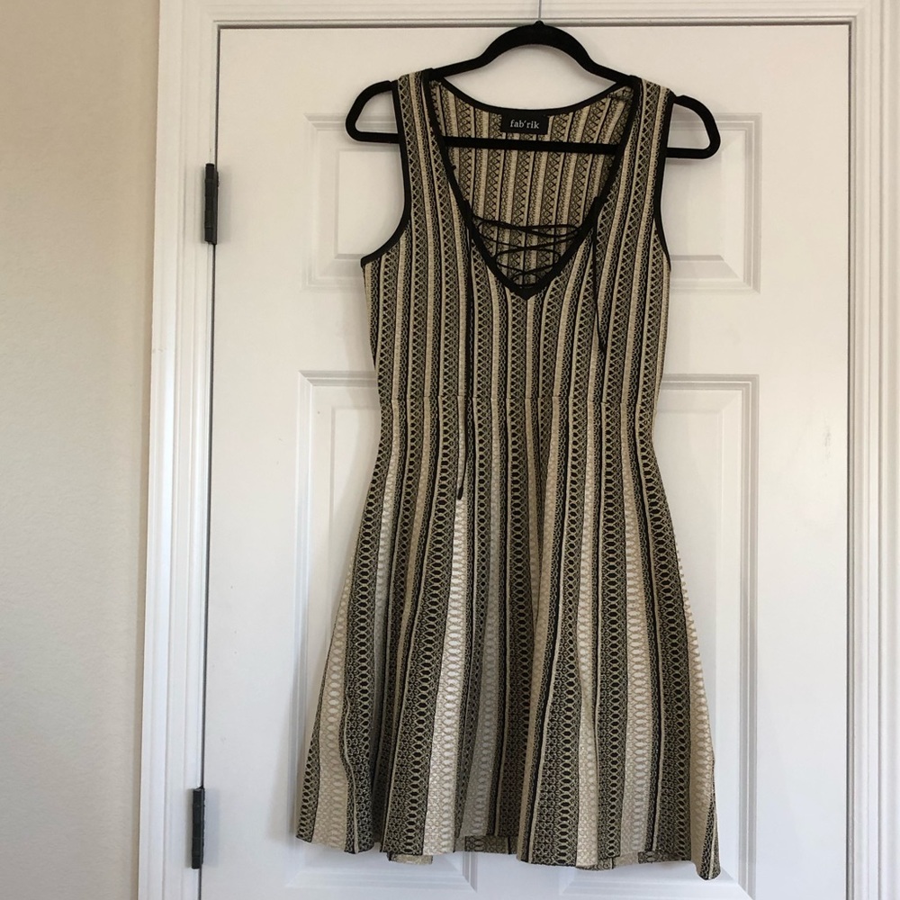 24 HR SALE 🤩🤩Fab rik formal dress
